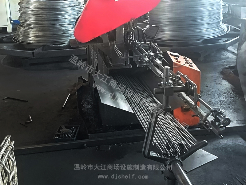 倉儲籠Q235鐵絲調直