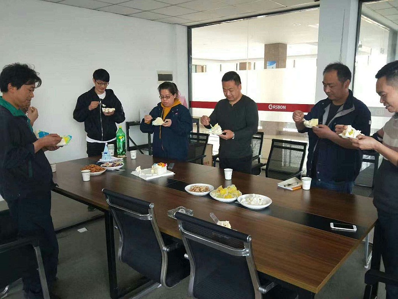 生日會(huì)-大江倉(cāng)儲(chǔ)籠