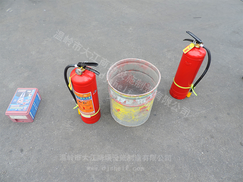 消防器材的使用-大江倉儲籠