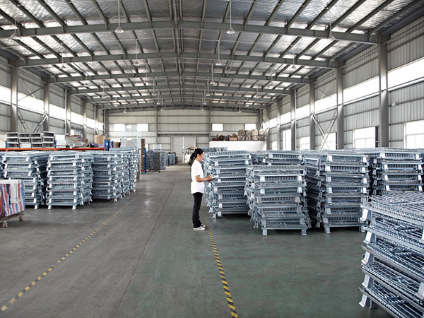 倉(cāng)儲(chǔ)籠現(xiàn)貨倉(cāng)庫(kù)一角